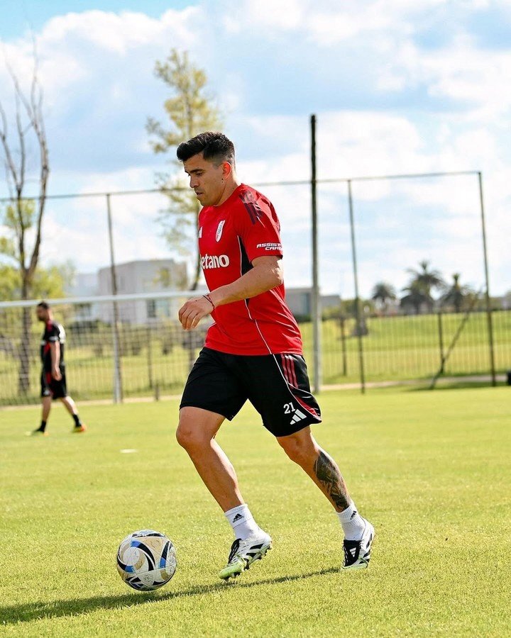 Acuña vuelve al 11. Foto: prensa River.