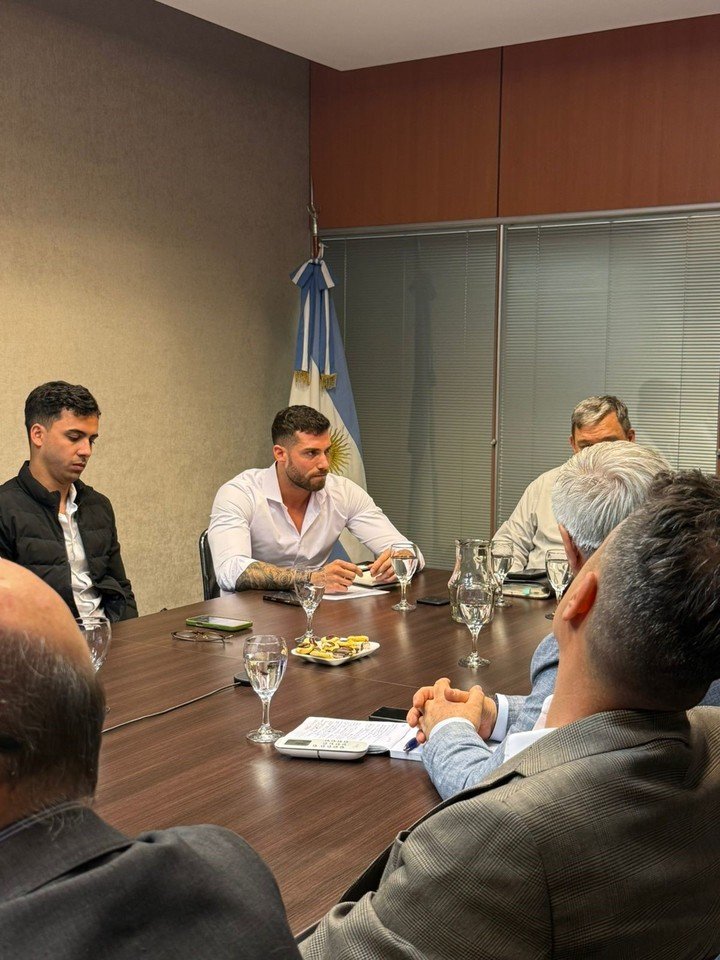 La reunión para el operativo.