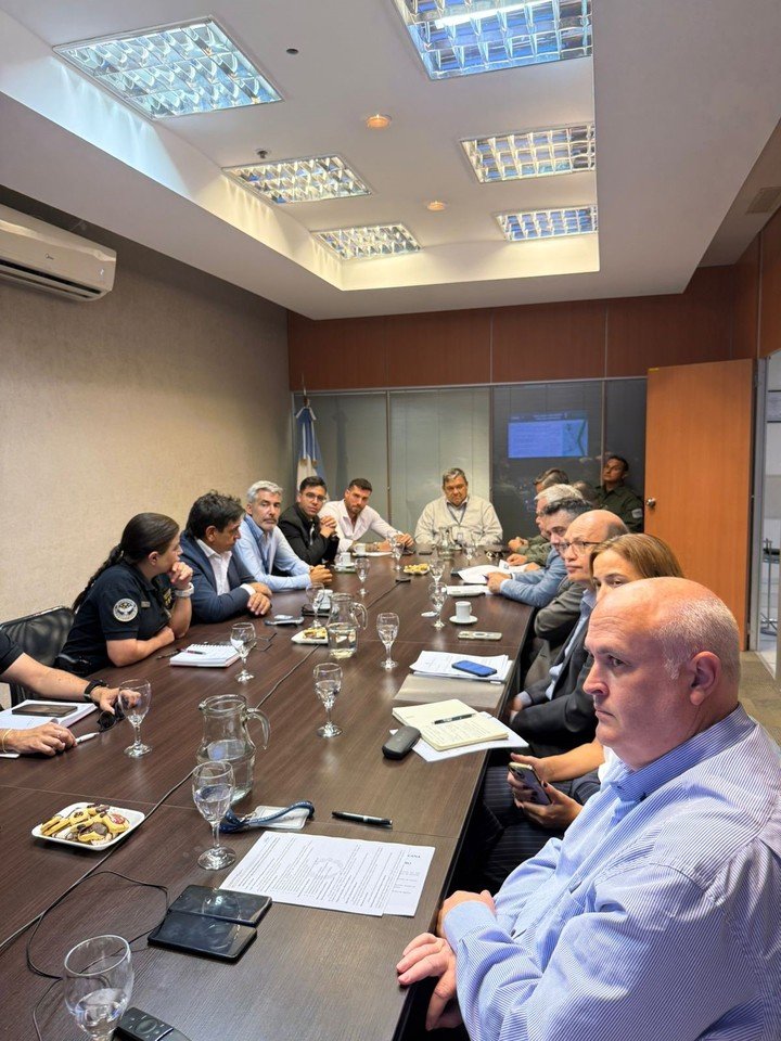 La reunión para el operativo.