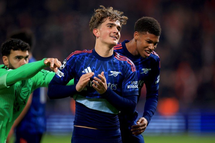 Max Dowman, el jugador más joven en debutar en la Champions League. EFE