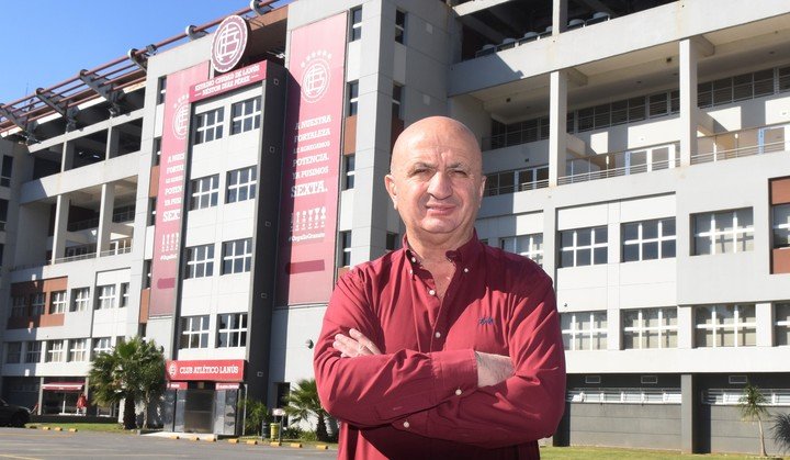 Nicolás Russo y la ilusión de Lanús. 