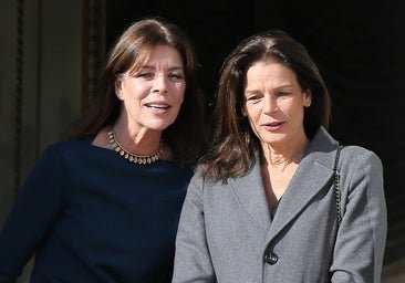 Por qué no se hablan Carolina de Mónaco y Estefanía: frialdad, ausencias y el incidente que las separó para siempre