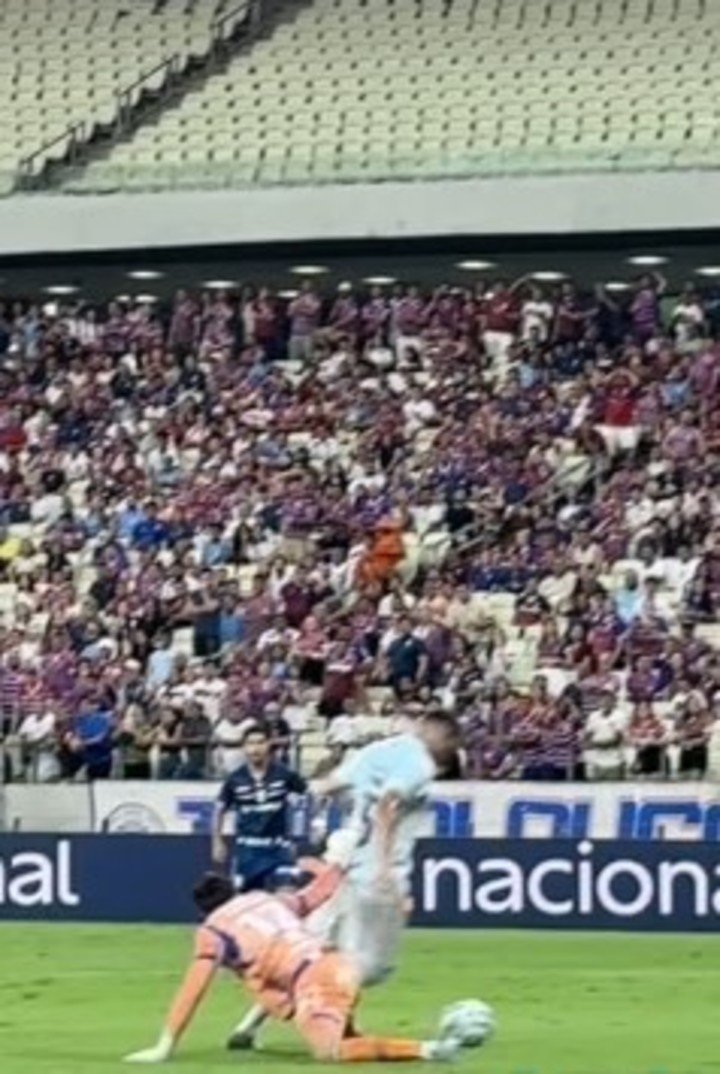 El gol de Carlos Vinicius (Prensa Gremio).