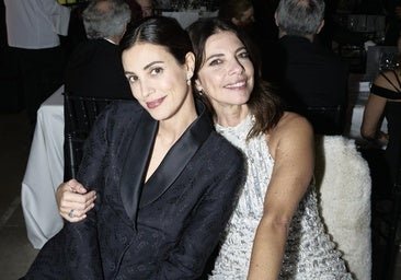 Las invitadas más elegantes de los Premios Mujerhoy 2025: del total look de Dior de Sassa Hannover al vestido metalizado de Maribel Verdú