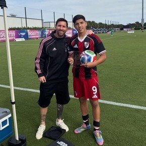 El goleador de River en la Messi Cup, con Olé: "Mi sueño es ganar la Libertadores con el club"
