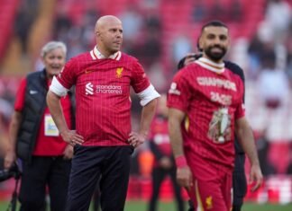 Arne Slot dejó atrás el conflicto con Salah