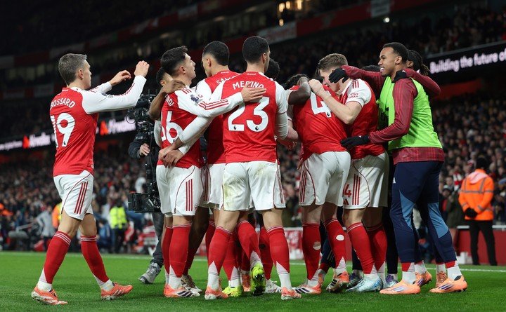Festejaron los Gunners. (EFE/EPA/ANDY RAIN)