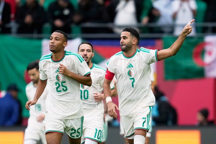 Mahrez, la gran figura de Argelia. (AP)