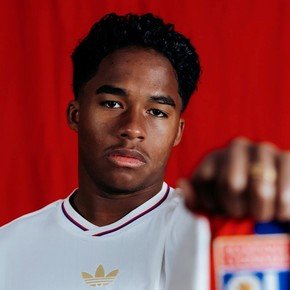 Endrick fue presentado en el Olympique de Lyon: el número especial que eligió