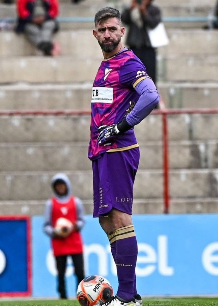 Alain Baroja, con los colores del Always Ready. Foto: @MarioSanchezVe