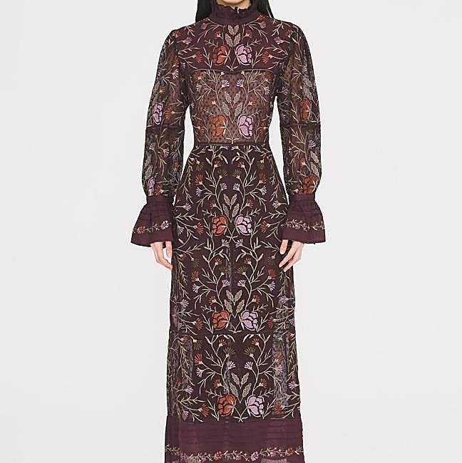 Vestido bordado de Antik Batik, 495 euros.