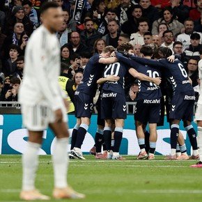 El Real Madrid perdió contra el Celta en el Santiago Bernabéu y quedó a cuatro puntos del puntero Barcelona