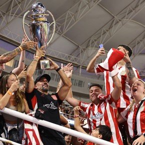 Sebastián Verón citó a Alejandro Sabella tras conquistar el Clausura con Estudiantes