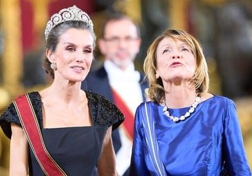 Una reina Letizia grandiosa en la visita del presidente alemán: el misterio de los abrigos desaparecidos y la intrusa que se metió en el bolsillo