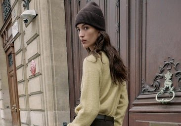 Las novedades de Zara: vestidos de terciopelo, faldas de lentejuelas y elegantes camisas con rayas