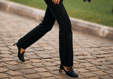 ¿Por qué ahora todas llevan zapatos con tacón llamativo? La tendencia de otoño que arrasa