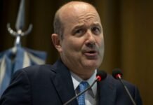 Federico Sturzenegger comparó a viñateros de Mendoza con Claudio ‘Chiqui’ Tapia: «Un solo corazón»