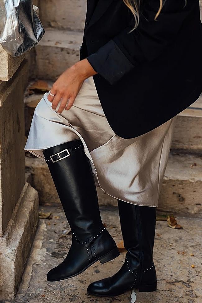 Botas altas con tachuelas de Mas34.