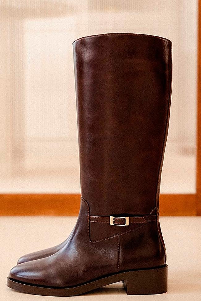 Botas altas en marrón de Bobbies.