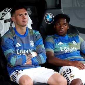 Llegó al Real Madrid por una millonada, casi no juega y ahora se irá a préstamo