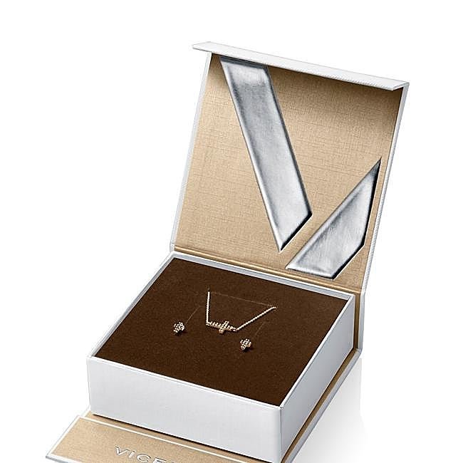 Set de pendientes y pulsera con circonitas negras de Viceroy, 39 euros.