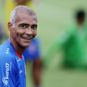 El volante de Flamengo al que Romario sugirió para Brasil "por error"