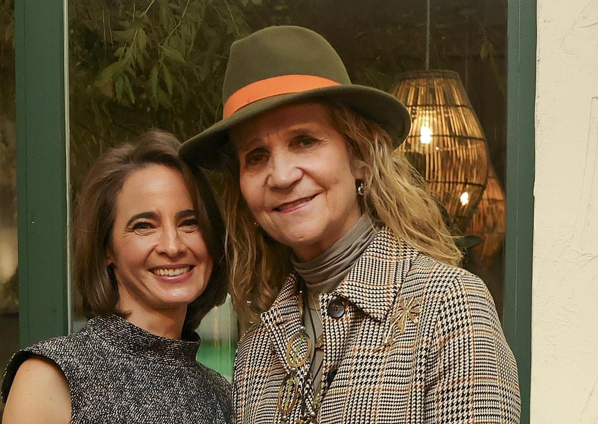Imagen secundaria 1 - Por qué la infanta Elena siempre lleva este sombrero: «Siempre lo ha usado la aristocracia»
