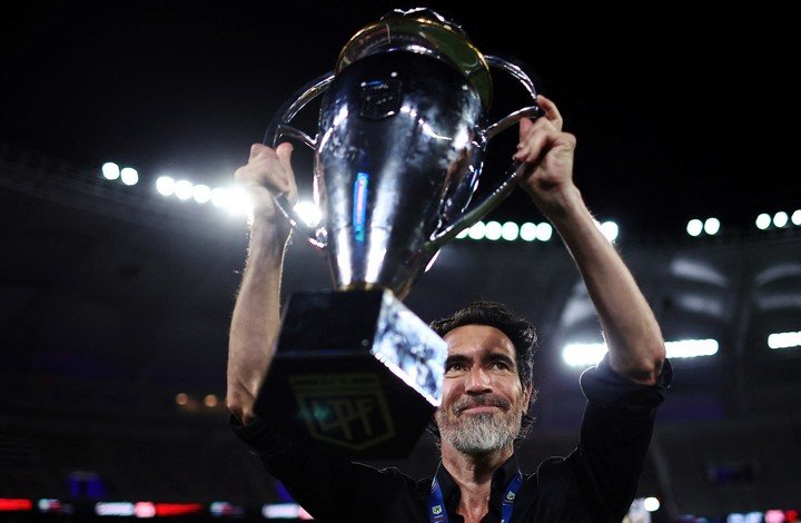 Eduardo Domínguez, campeón con Estudiantes. (REUTER)