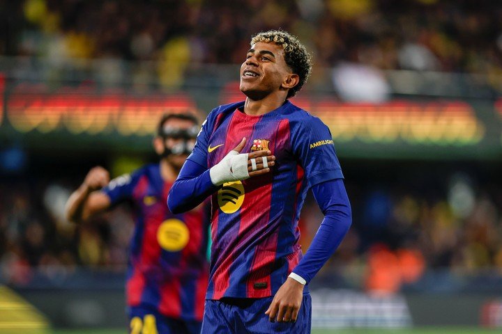 El Barsa de Lamine Yamal le ganó a Villarreal y es puntero en España (EFE/Biel Alino).