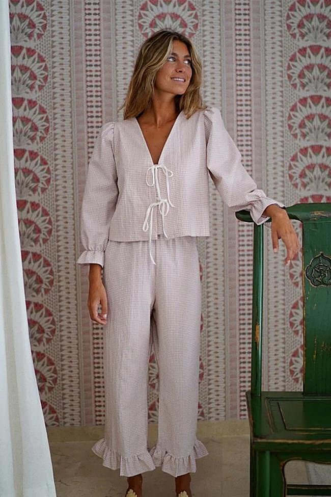 Conjunto de pijama en rosa empolvado de Seren Collection