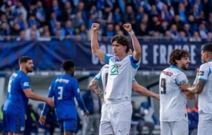 Balerdi anotó en la goleada del Marsella en la Copa Francia (Prensa OM).