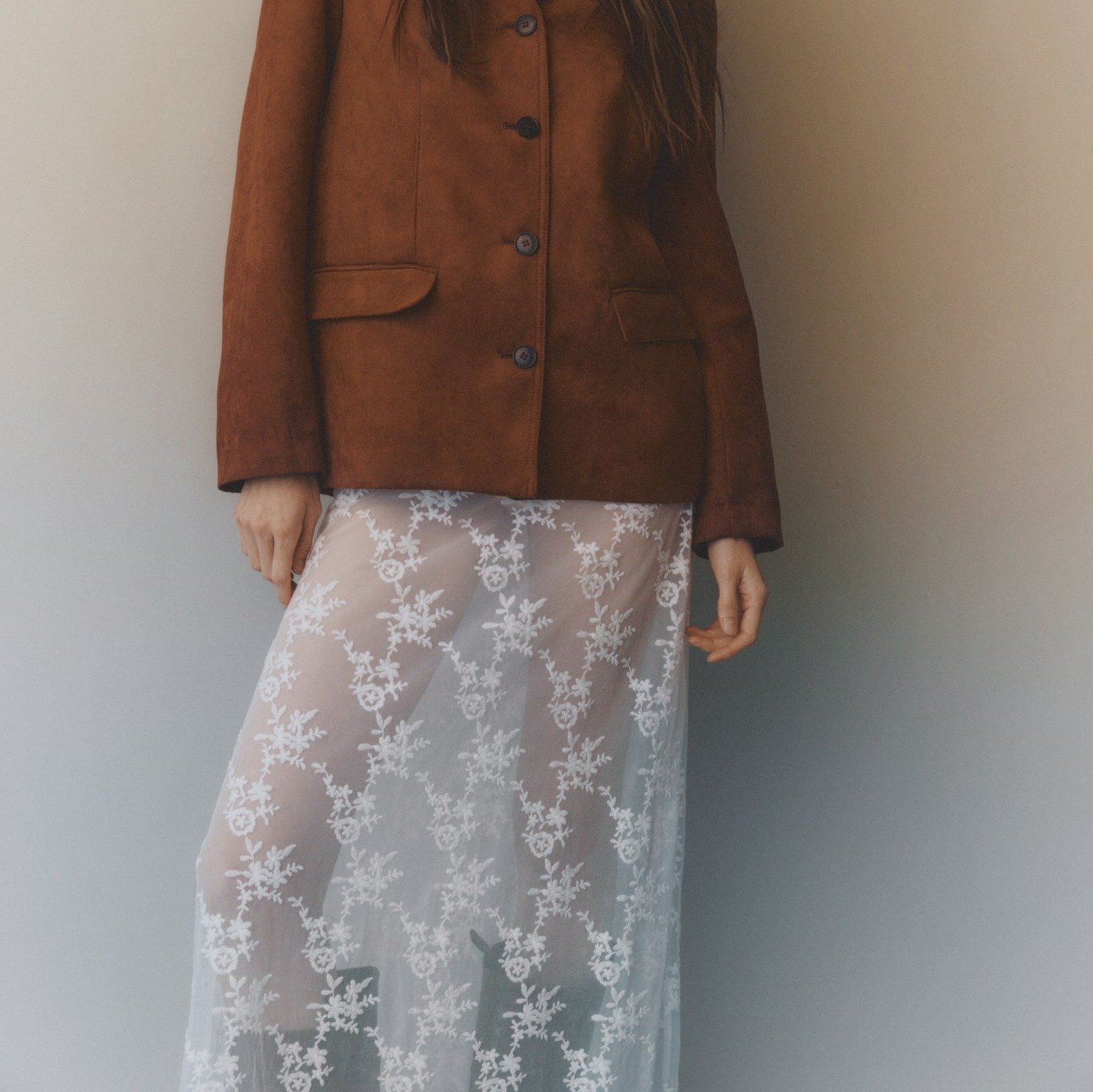 Falda larga de encaje 