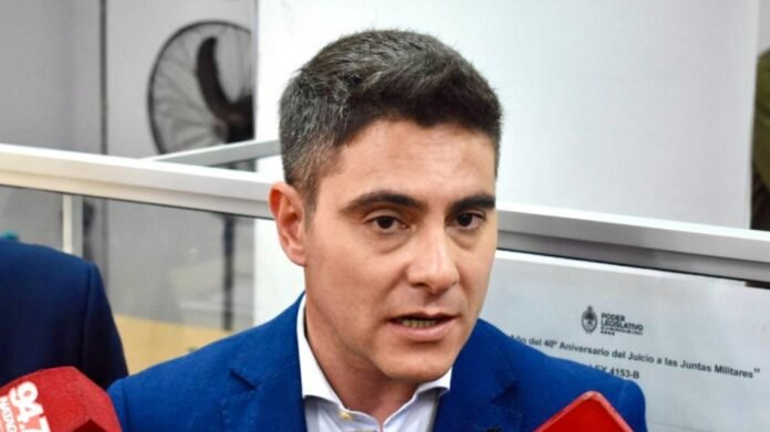 Zdero modifica su gabinete: asume como ministro un diputado electo crítico de las candidaturas testimoniales