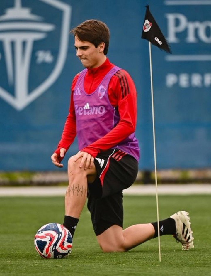 Giorgio Costantini en el entrenamiento de River.
