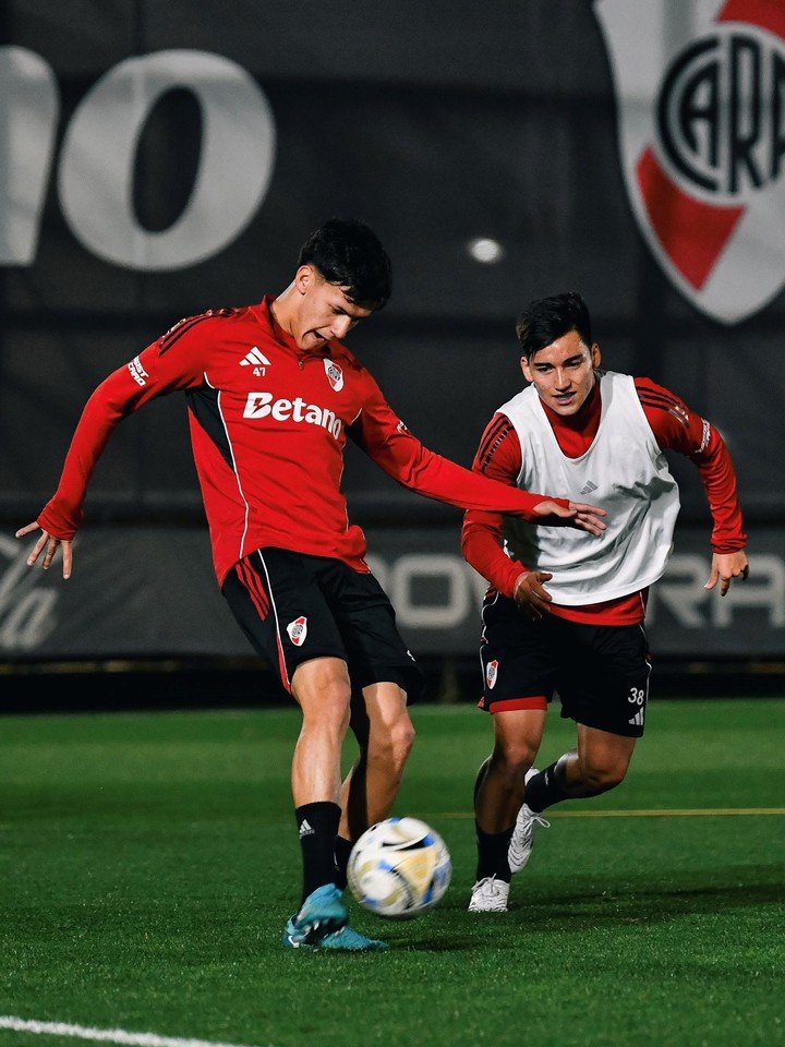 Juan Cruz Meza
Prensa River