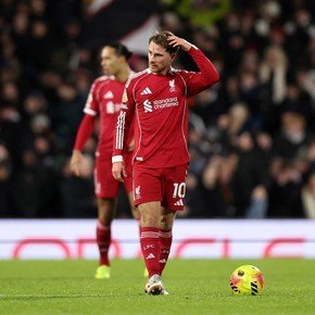 En un partido de locos, el Liverpool de Mac Allister igualó 2-2 con un durísimo Fulham
