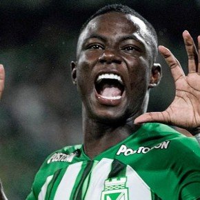 Qué demora la transferencia de Hinestroza a Boca según la prensa de Colombia