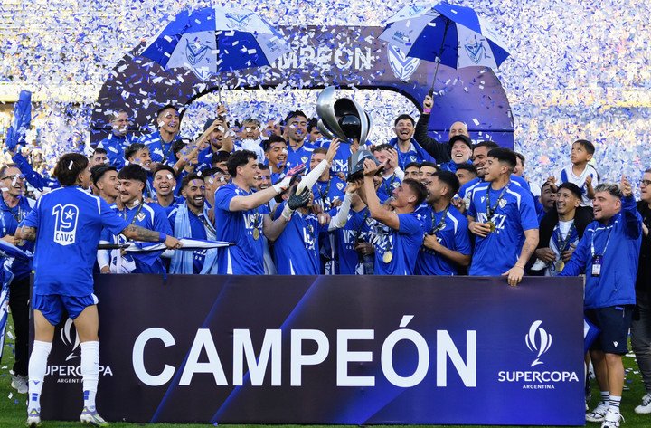Velez Campeón de la Supercopa Argentina 2024 (Fotobaires Z Bairo)