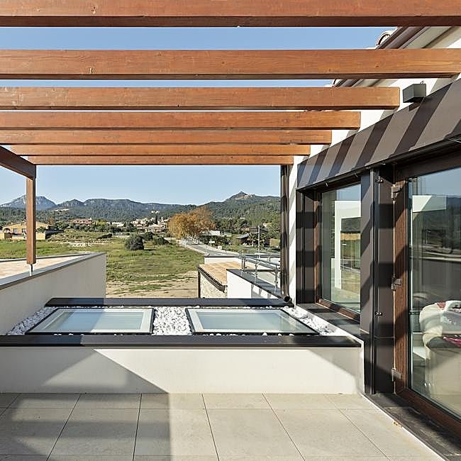 Con certificación Passive House PLUS, esta vivienda, de ERA Architects, casi no depende de la energía eléctrica y ofrece una calidad del aire interior óptima.