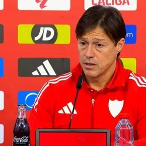 Sevilla cayó por goleada y Almeyda quedó en la cuerda floja