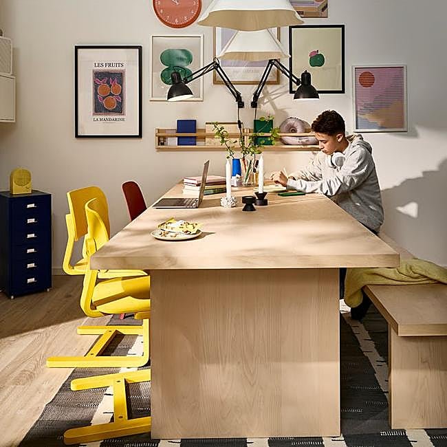 Mesa BERGSHYTTAN de IKEA.