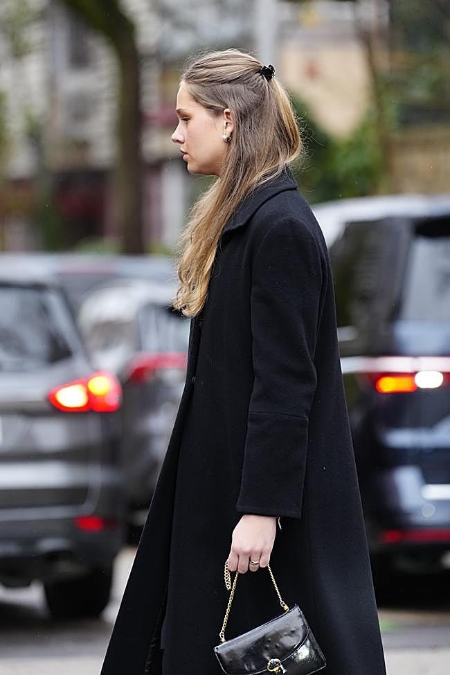 Irene Urdangarín y Victoria Federica en la capilla ardiente de Irene de Grecia