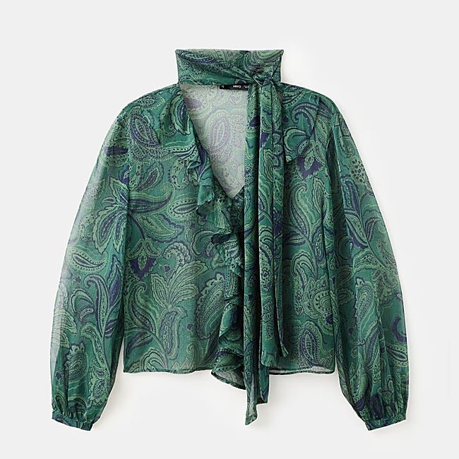 Blusa con estampado paisley de Mango (29,95 euros)