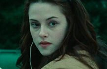 ‘La cronología del agua’ es un debut arriesgado y vibrante para Kristen Stewart. Pero su primera zambullida apenas chapotea en un inmenso caos emocional
