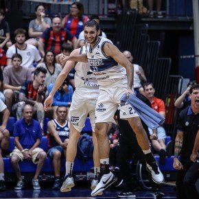 Liga Nacional: Independiente de Oliva le remontó a San Lorenzo en Boedo
