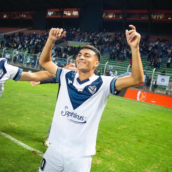 Alejo Sarco en Vélez.