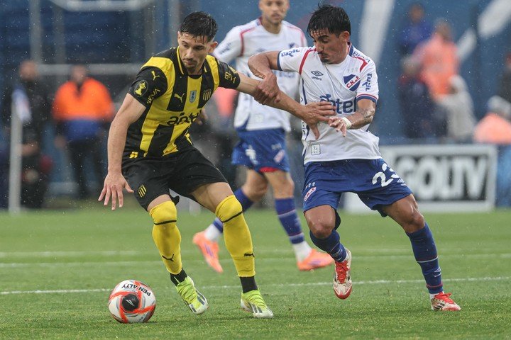 Silvera, de Peñarol a Nacional. (EFE)