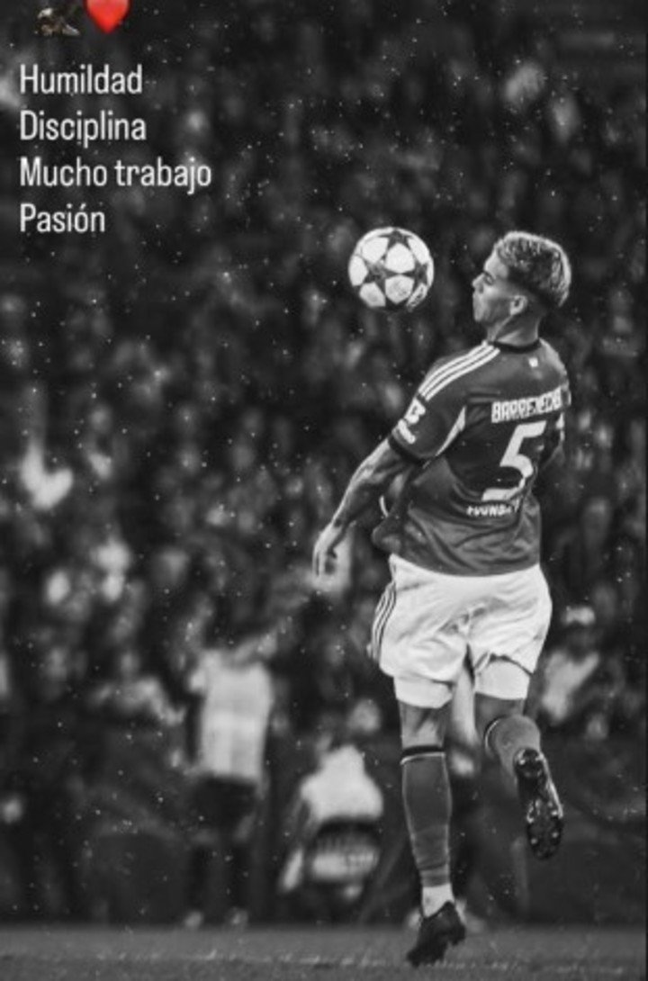 El último posteo de Barrenechea.