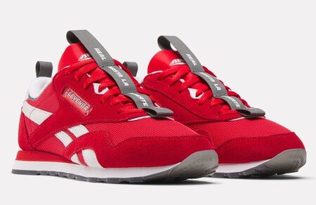 Reebok Y Anuel Lanzan Las Zapatillas Mas Llamativas Del Ano Un Par Para Levantar Pasiones Y Envidias Con Tu Look De San Valentin
