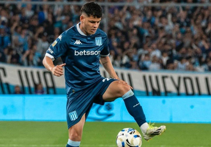 El paraguayo está muy relegado en Racing. 